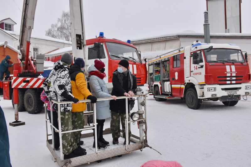 В пожарно-спасательной части №14 города Коврова состоялась благотворительная акция для детей