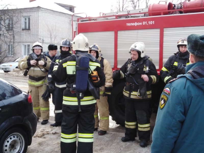 В Вязниковской школе состоялось пожарно-тактическое занятие