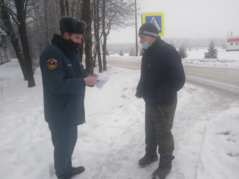 Пожарные города Гороховца провели беседы с местными жителями