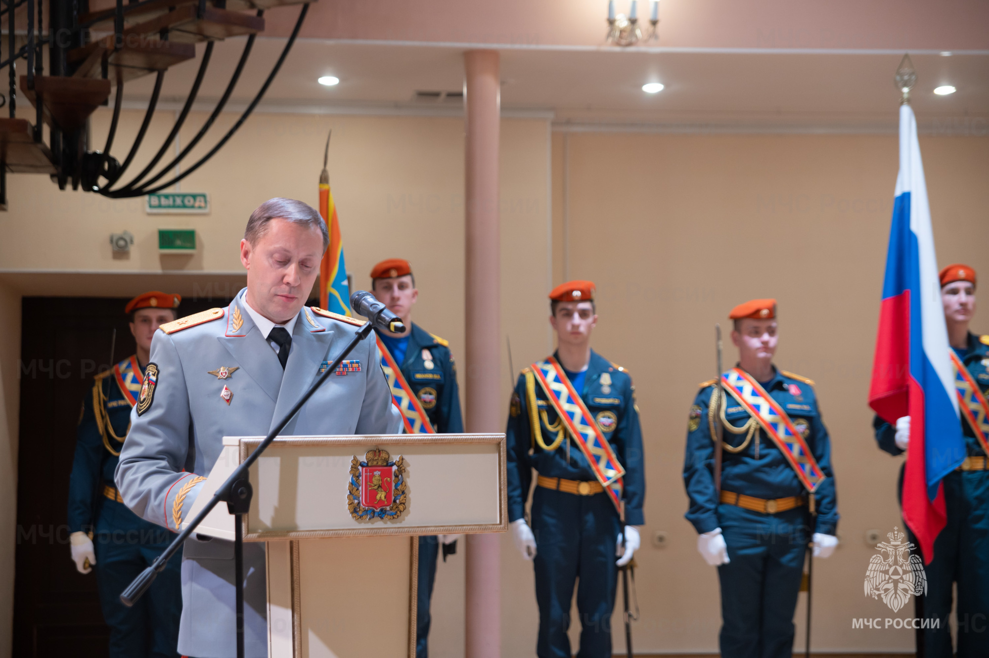 Во Владимире состоялось торжественное мероприятие, посвящённое Дню  спасателя Российской Федерации (видео) - Новости - Главное управление МЧС  России по Владимирской области